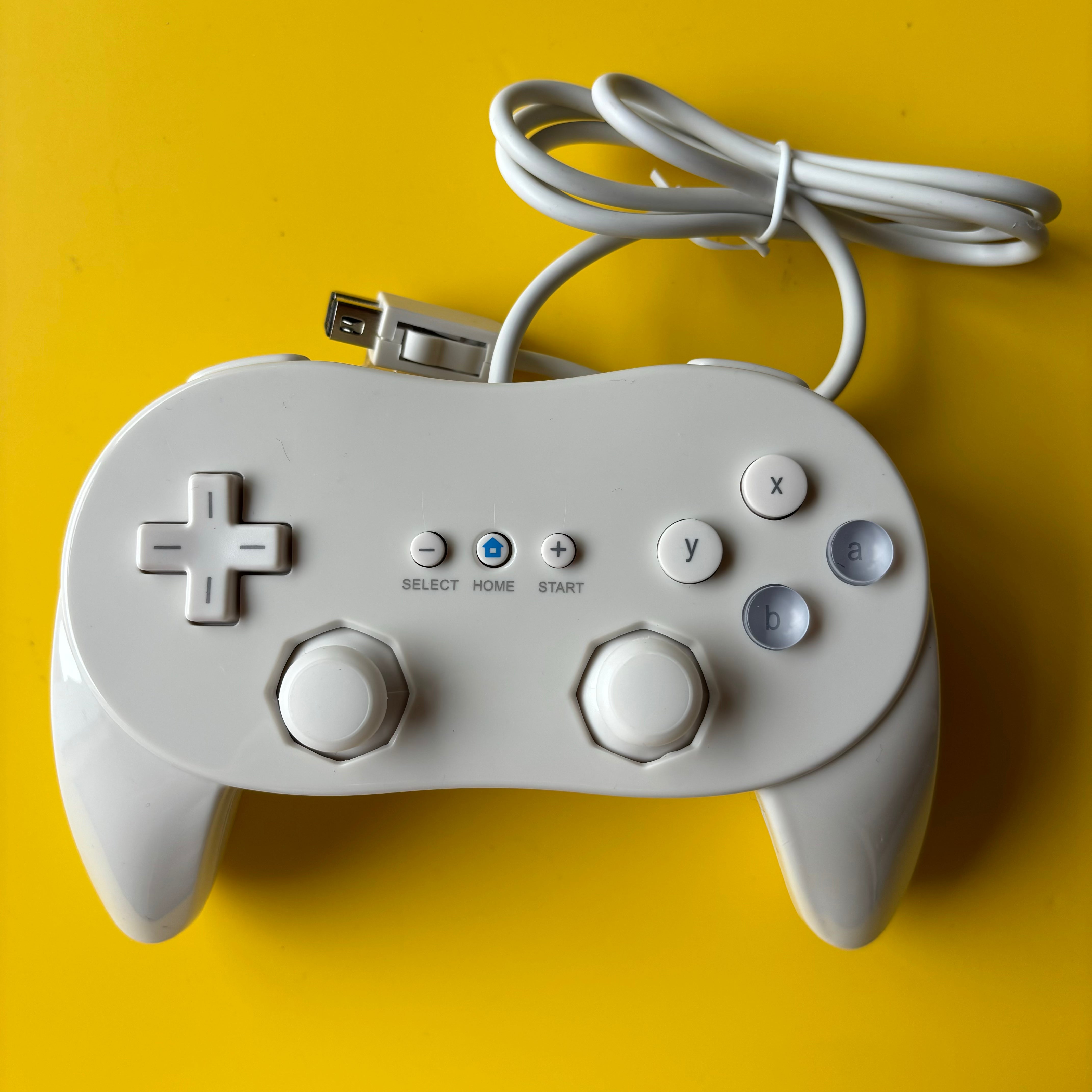 Wii - White Classic Pro Controller