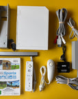 Wii - Console + HDMI + Wii Sports