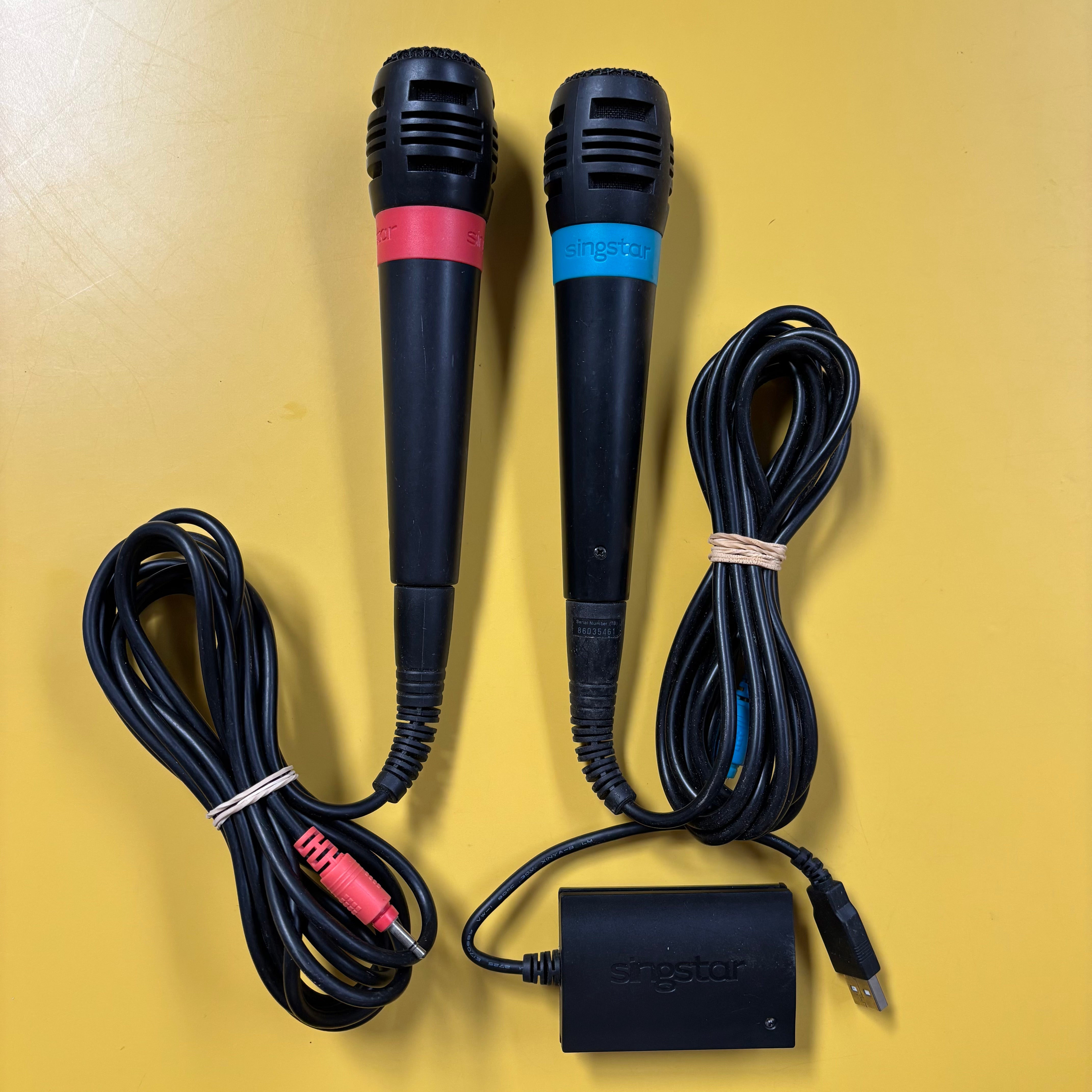 PS2 - SingStar Microphones with USB Adaptor