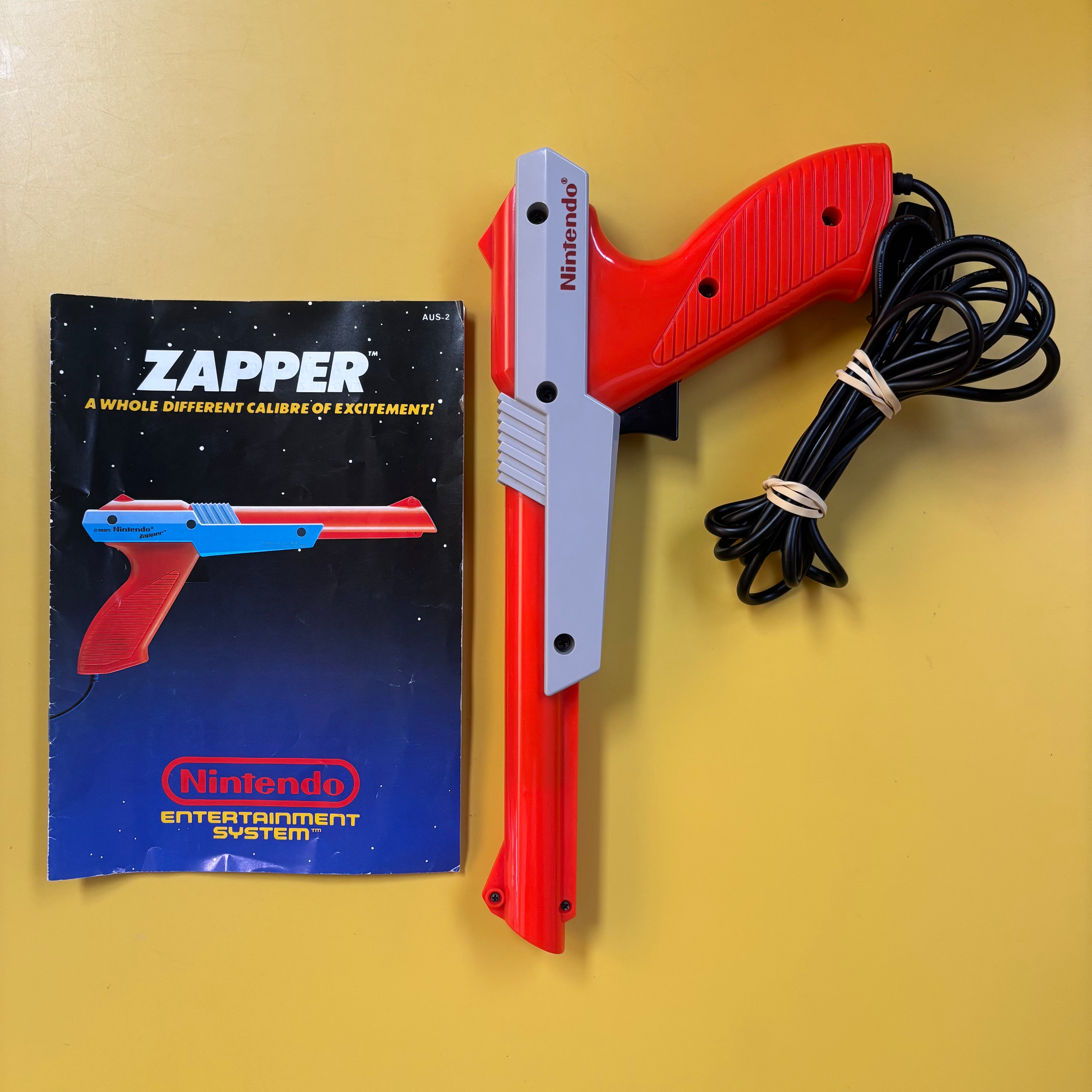 NES - Zapper Gun - Orange