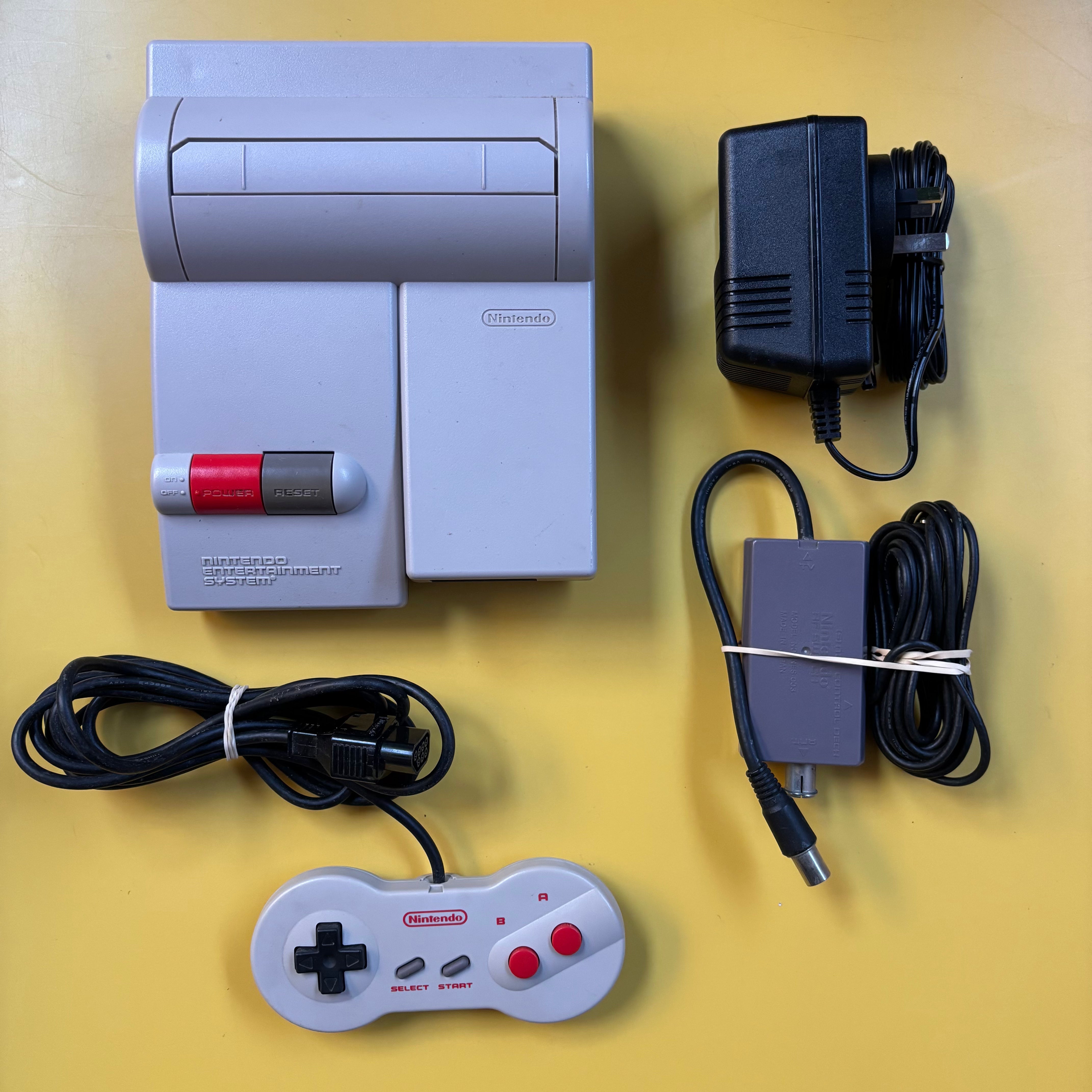 NES - Console - Top Loader - REGION FREE